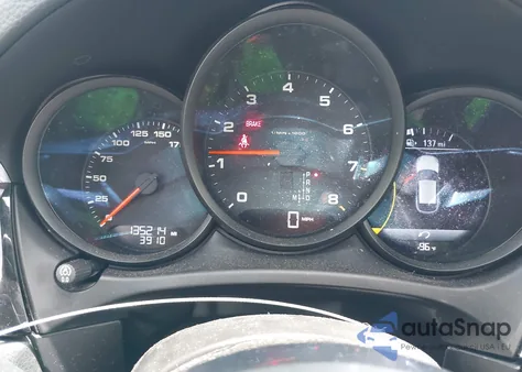 2017 Porsche Macan из США, поврежденный, VIN WP1AA2A58HLB81896